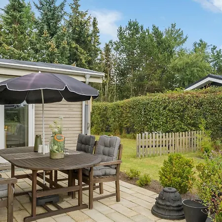 2 Bedroom Beautiful In * Hals